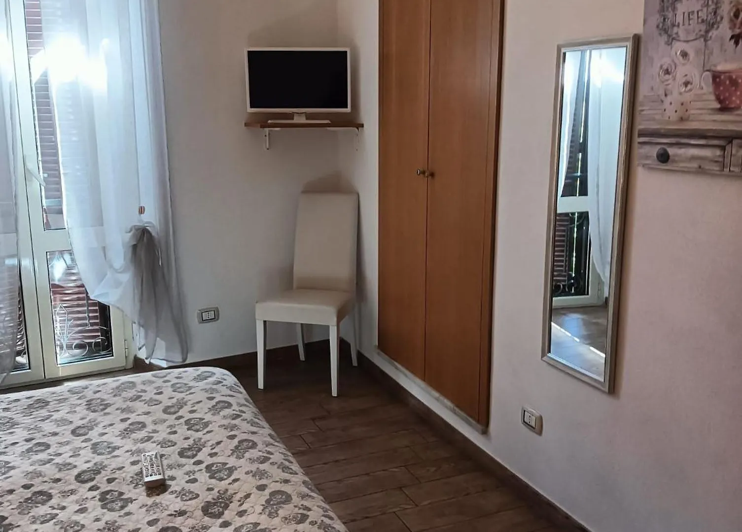 Hotel Corso18 Roma 0*,  Italia